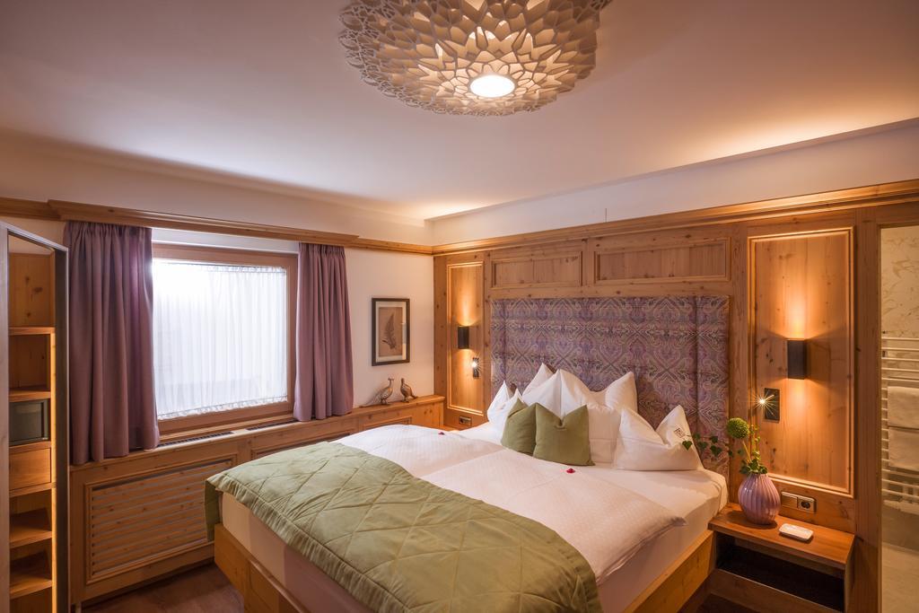 Alpin Hotel Garni Eder - Private Living Mayrhofen Εξωτερικό φωτογραφία