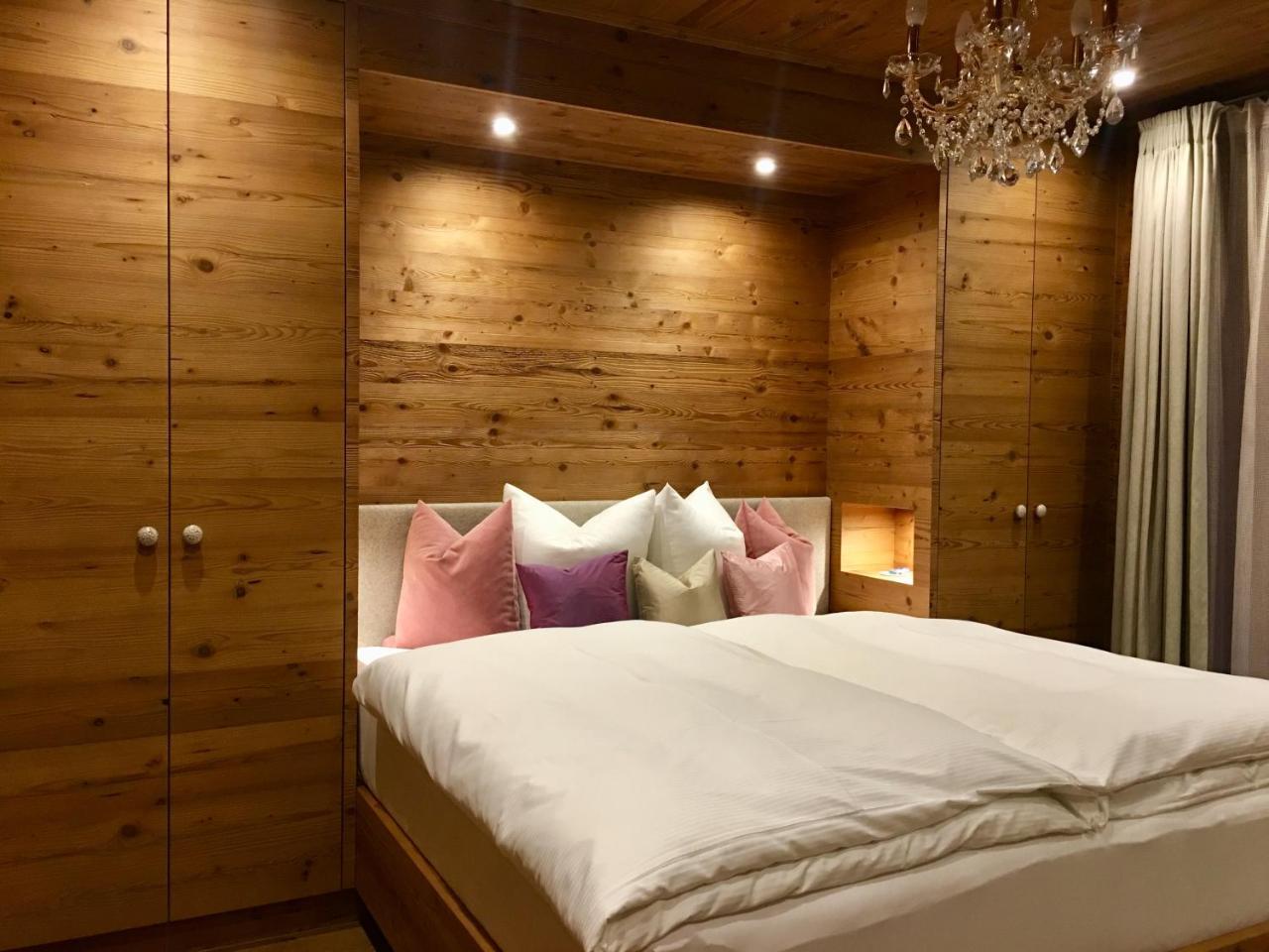 Alpin Hotel Garni Eder - Private Living Mayrhofen Εξωτερικό φωτογραφία
